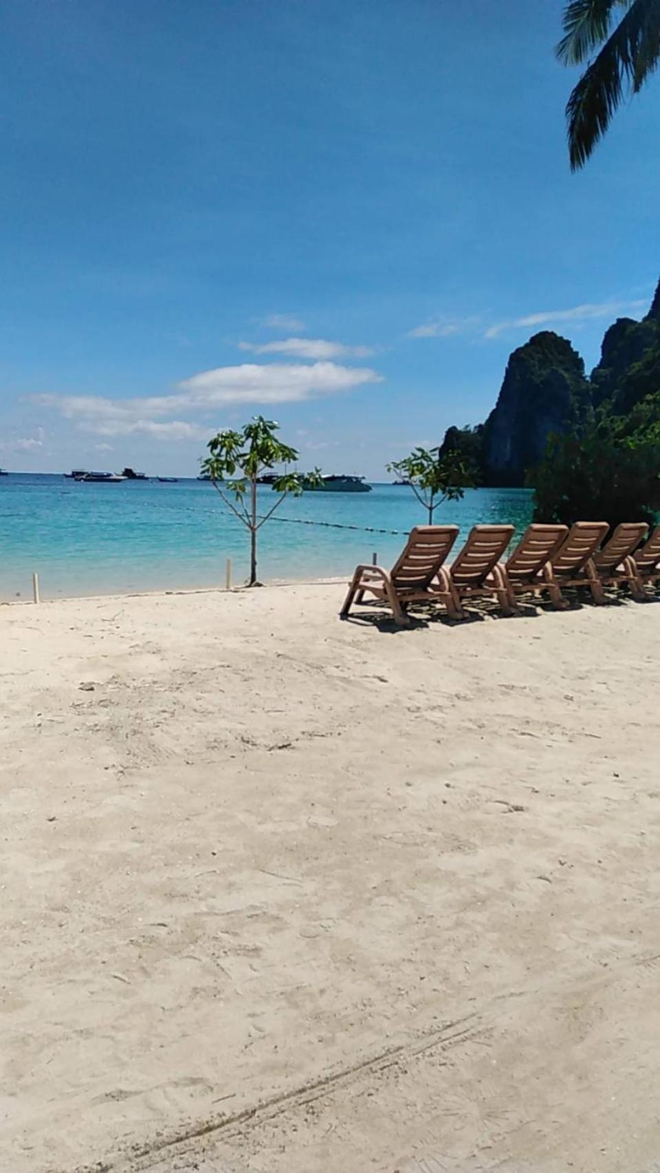 Phi Phi Sand Sea View Resort Bagian luar foto