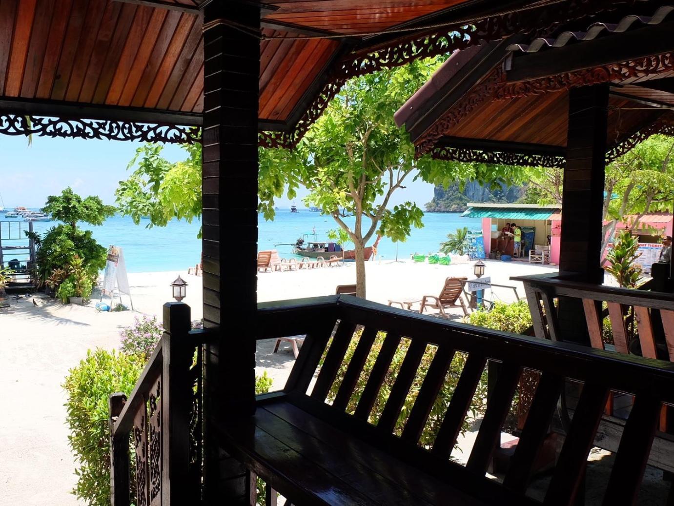 Phi Phi Sand Sea View Resort Bagian luar foto