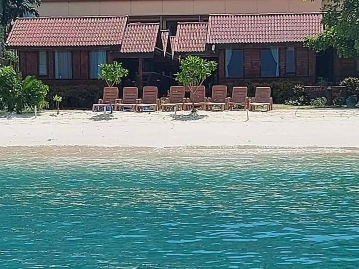 Phi Phi Sand Sea View Resort Bagian luar foto